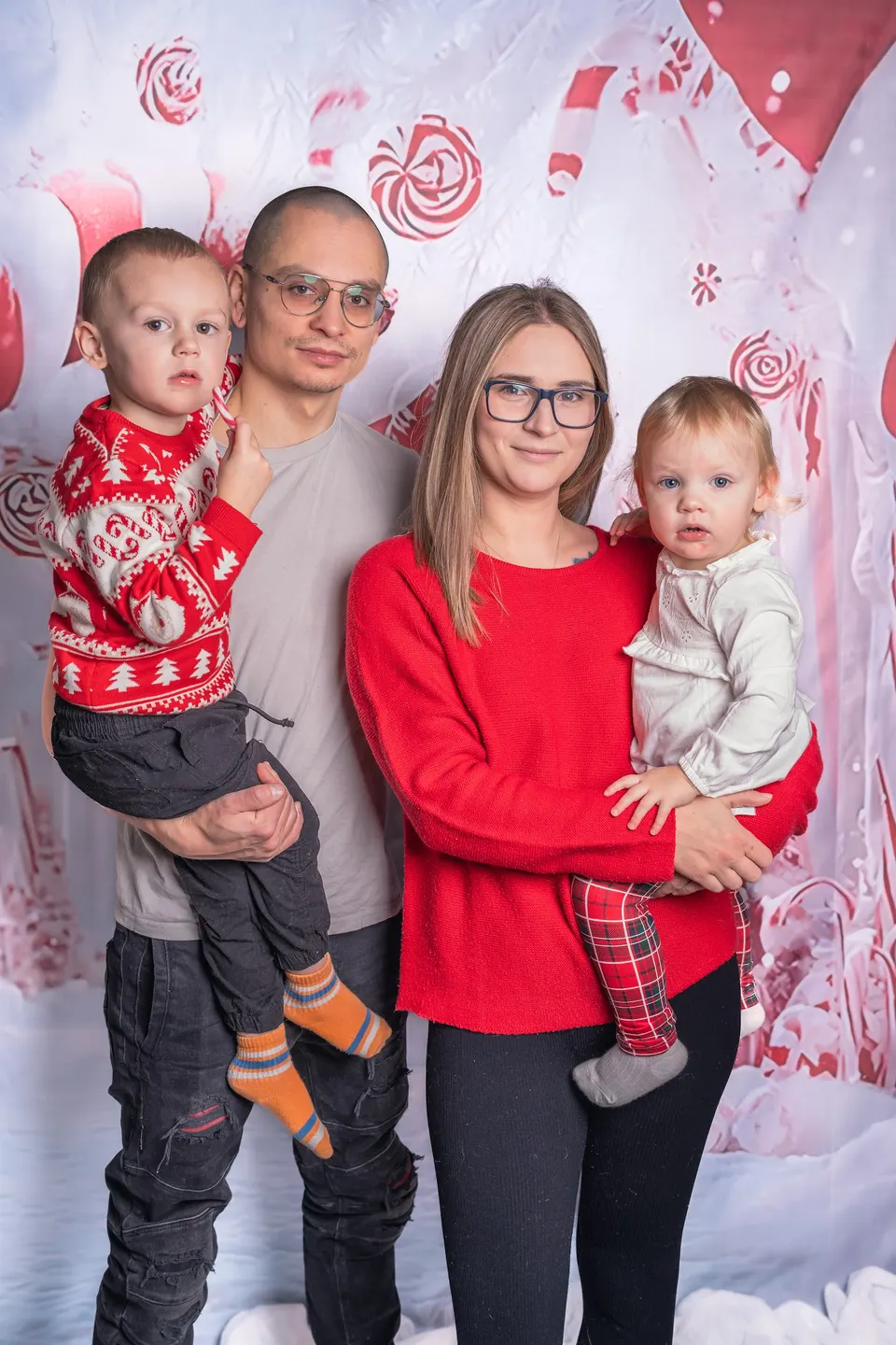 Edyta z rodziną — sesja świąteczna — zdjęcie 13 z 24