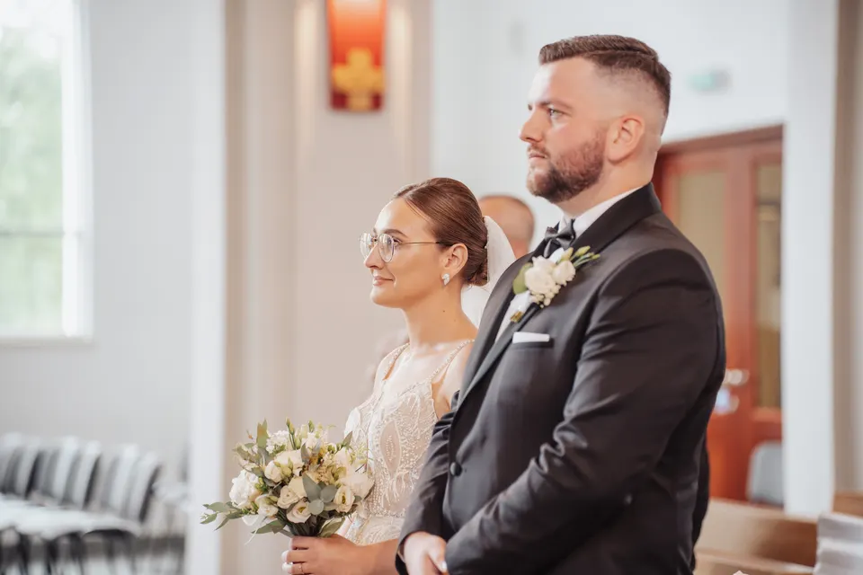 Katarzyna i Sebastian — reportaż i teledysk ślubny — zdjęcie 20 z 30