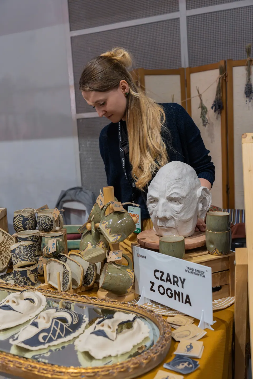 Czary z ognia — Targi Rzeczy Wyjątkowych — zdjęcie 22 z 24