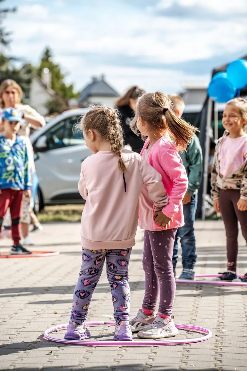 Dzień Rodziny w szkole Sentio w Bogdanowie — zdjęcie 11 z 24