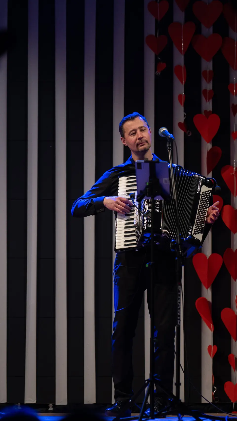 Koncert Parlami D'amore — Obornicki Ośrodek Kultury — zdjęcie 11 z 24
